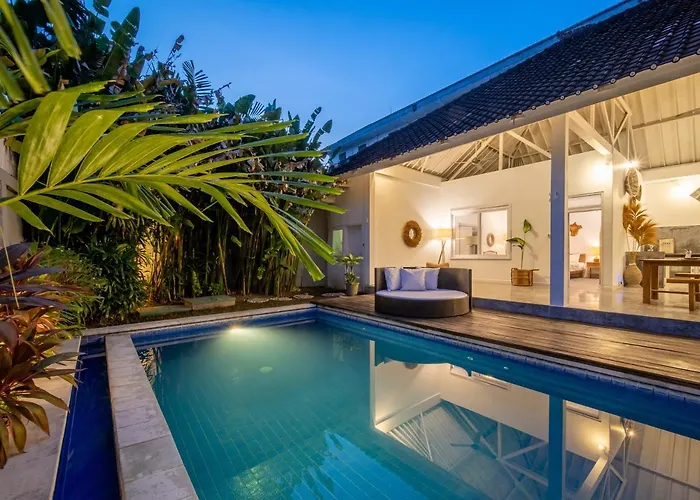 - 2bdr Private Big Pool *