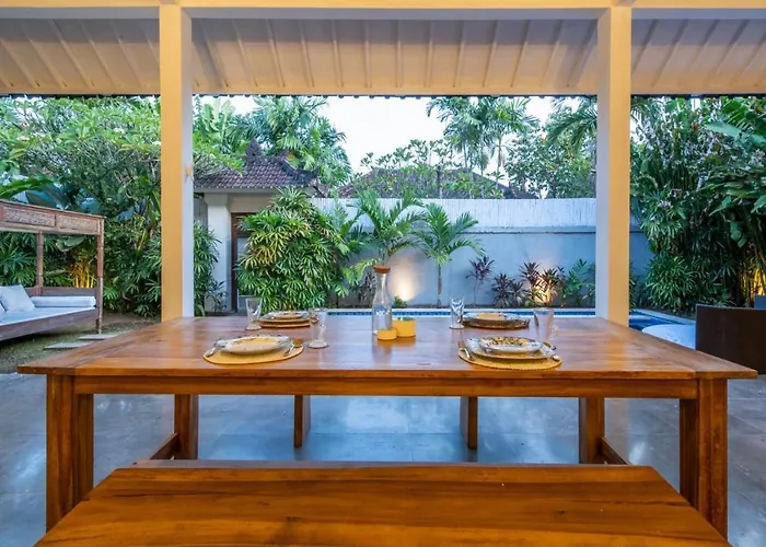- 2bdr Private Big Pool