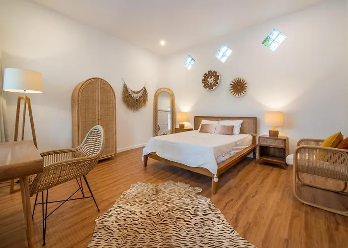 - 2bdr Private Big Pool Villa Seminyak